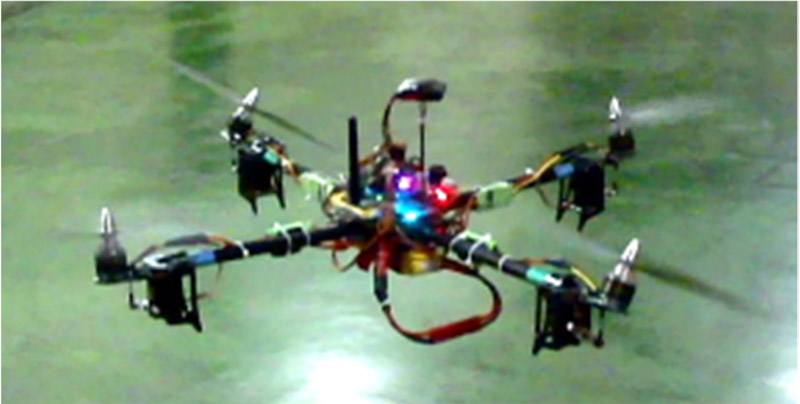 Mechanism to keep quadcopter horizontal