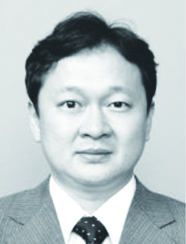 　Keisuke Suzuki　